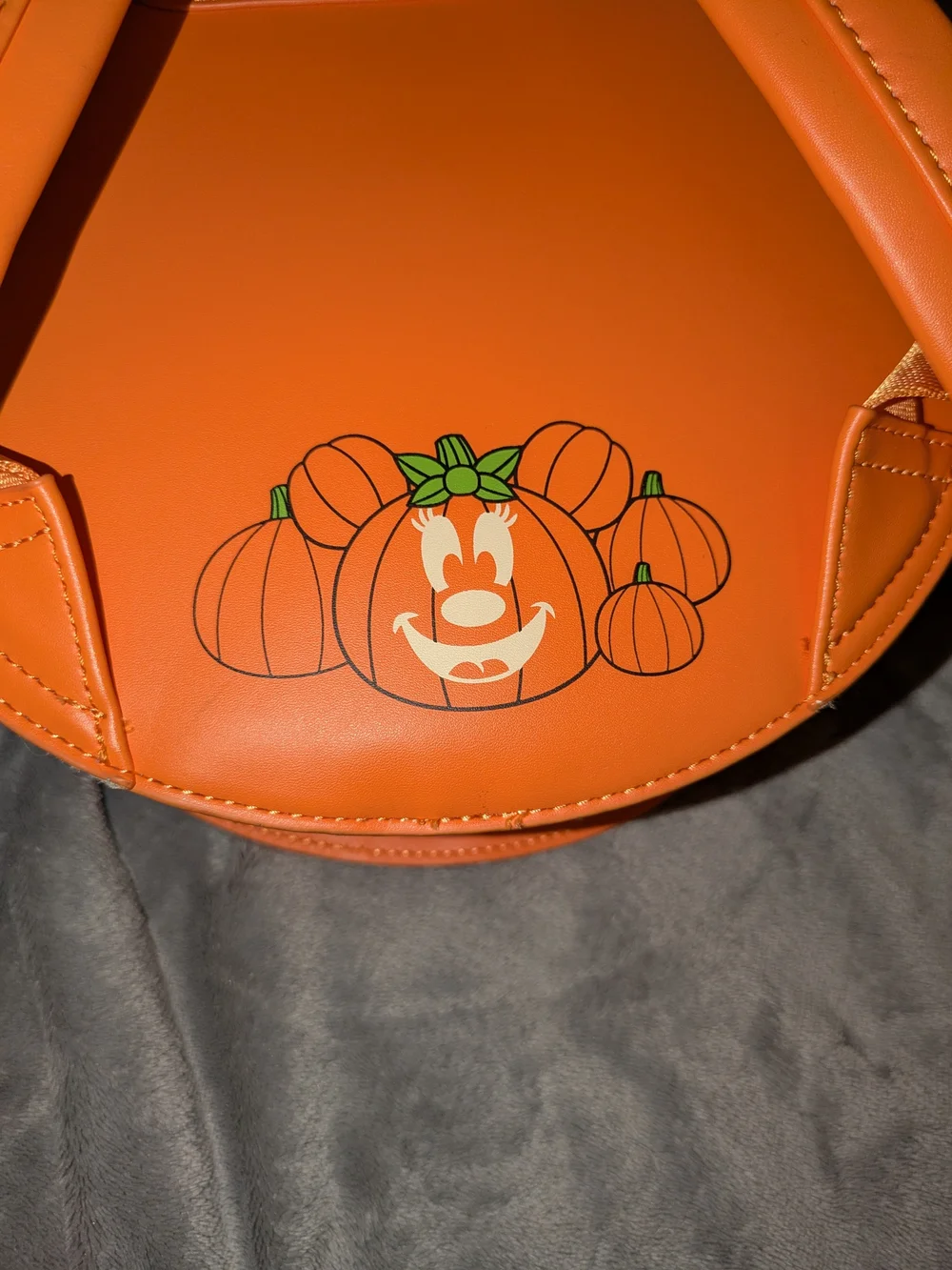 Disney Loungefly Glow In The Dark Backpack Purse Orange Pumpkin Minnie Mouse